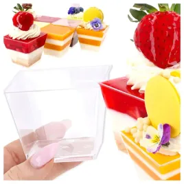pojemniki-do-deserow-finger-food-pucharki-na-deserki-piramida-25szt-120ml
