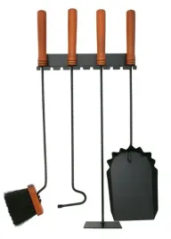 zestaw-kominkowy-wieszak-szczotka-pogrzebacz-lopatka-wygarniacz-do-pieca-co