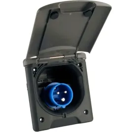 gniazdo-przylaczeniowe-przyczepy-kampera-230v-16a