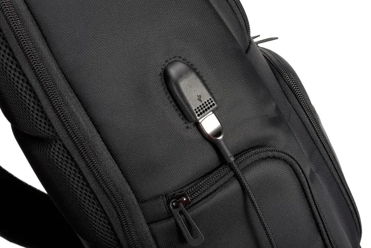 plecak-modecom-creative-do-laptopa-156-wielkosc-matrycy-15-6-stan-nowy