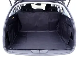 mata-ochronna-do-bagaznika-samochodu-pokrowiec