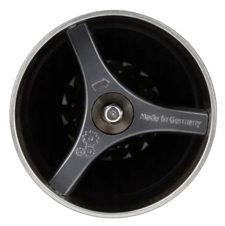 comandate-mlynek-c40-mk4-nitro-blade-america-cher