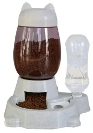 automatyczny-podajnik-karmy-wody-dla-kota-psa