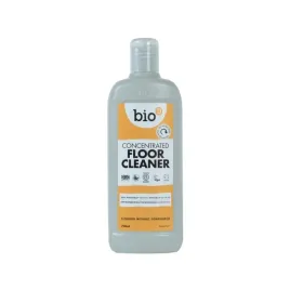 skoncentrowany-ekologiczny-plyn-do-mycia-podlog-750-ml-bio-d