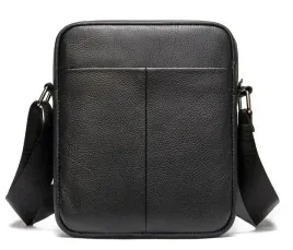 pionowa-meska-torba-listonoszka-czarna