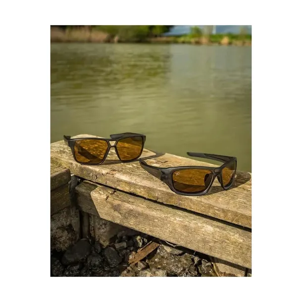 okulary-matrix-polarised-sunglasses-casual-stan-nowy-cechy-dodatkowe-brak