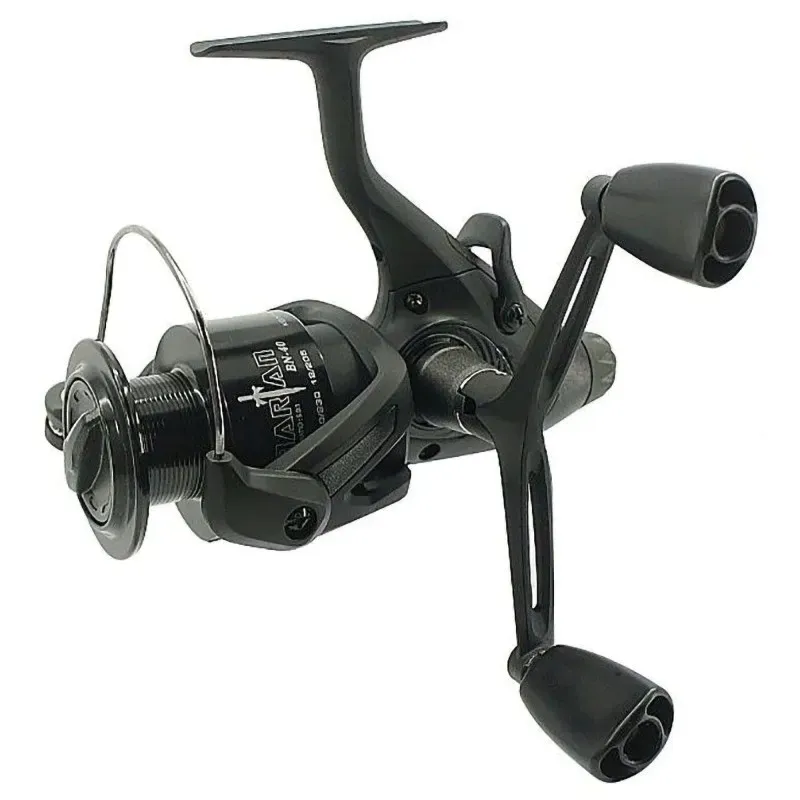 kolowrotek-okuma-barbarian-baitfeeder