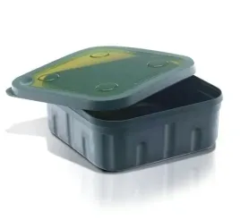 pudelko-starbaits-bait-box-medium-17x17x48cm-1l