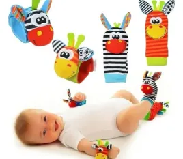 skarpetki-3d-opaski-na-raczki-grzechotki-4-sztuki