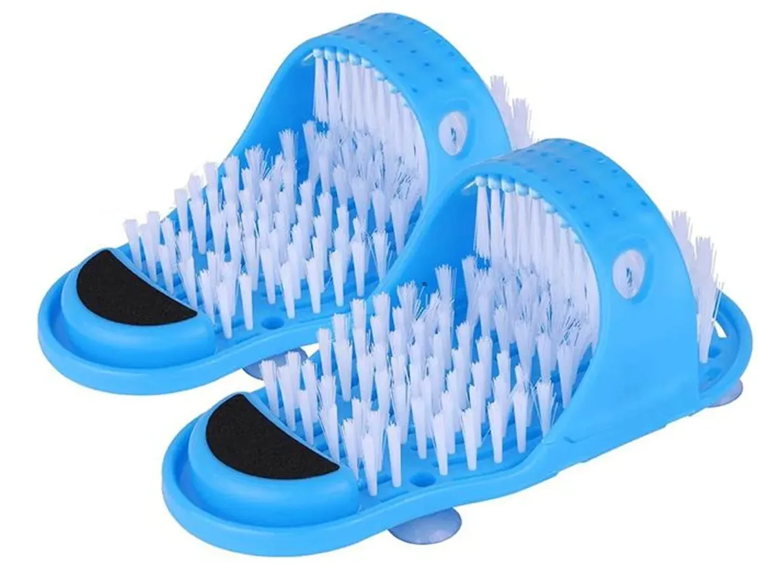 3w1-zestaw-pod-prysznic-myjka-szczotka-kapcie-klapki-do-mycia-stop-plecow