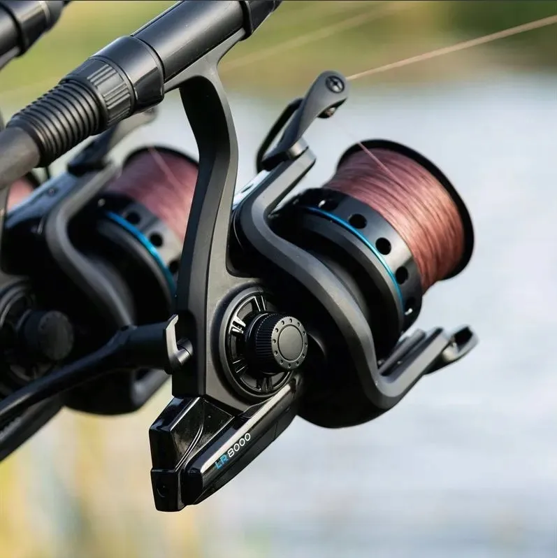kolowrotek-nash-lr-8000-reel