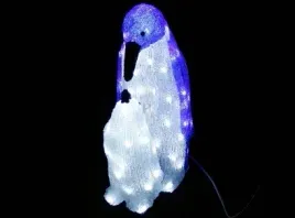 duzy-akrylowy-pingwin-figurka-ozdoba-zimowa-swiateczna-wystawa-led-45cm