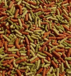 pokarm-dla-ryb-koi-sticks-mix-50l-plywajaca-karma