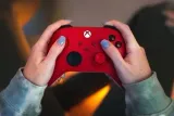 kontroler-microsoft-xbox-series-x-s-czerwony-kod-producenta-qau-00012-stan-nowy