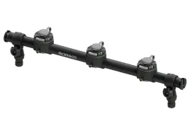 reling-700-mm-z-trzema-zamkami-na-akcesoria-dwa-mocowania-grp700-3-borika