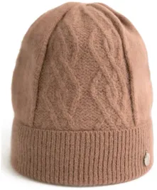 polska-czapka-chojniak-ciemny-bezowy-or-angora-klasyczny-styl