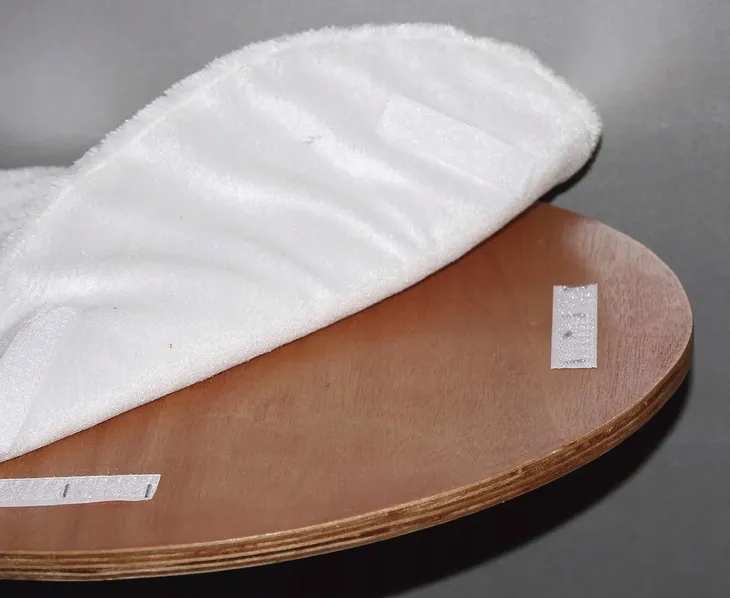 drapak-dla-kota-dolomit-pro-scienny-bialy-kerbl-nazwa-handlowa-dolomit-pro