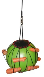 pilka-zawieszana-dla-konia-ze-sznurkami-na-smakolyki-zielony-kerbl