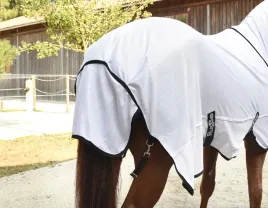 derka-przeciwowadowa-dla-konia-rugbe-superfly-bialy-135-cm-covalliero