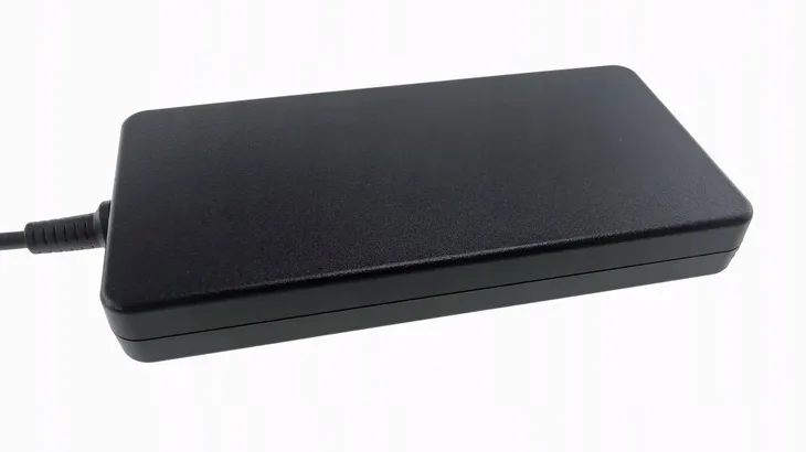 zasilacz-ladowarka-dell-precision-alienware-240w-oryginal-do-laptopow-dell