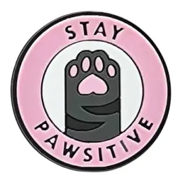 przypinka-pin-do-butow-crocs-crocsow-ozdoba-kot-kotek-lapa-pawsitive