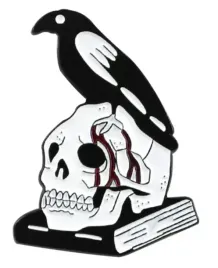 pin-przypinka-metalowa-czaszka-ksiazka-ptak-kruk