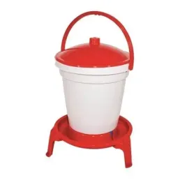 wiadro-do-pojenia-drobiu-18-l-na-nozkach-novital