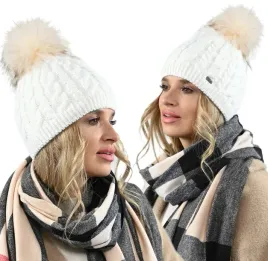 czapka-damska-zimowa-ciepla-dwuwarstwowa-z-polarem-pompon-polska-produkcja