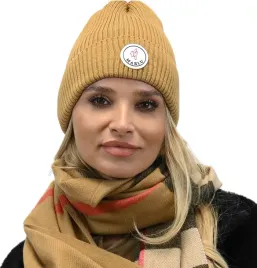modna-czapka-beanie-polska-jakosc-jasny-karmel-n1
