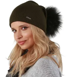zimowa-czapka-beanie-z-pomponem-khaki-p1