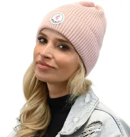 modna-jesienna-czapka-beanie-logo-pudrowy-roz-n1