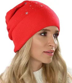 elegancka-czapka-damska-beanie-perelki-czerwony-m4