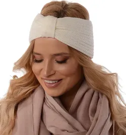 opaska-damska-na-zime-na-uszy-kremowa-o4