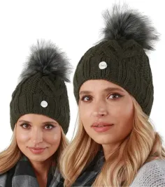 klasyczna-damska-czapka-z-eco-pomponem-khaki-v25
