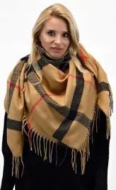 chusta-damski-w-krate-szalik-karmel-405