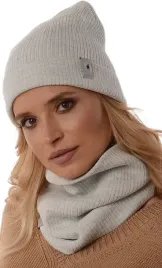 polski-zestaw-damski-czapka-z-kominem-szalik-tuba-beanie-na-jesien-zime