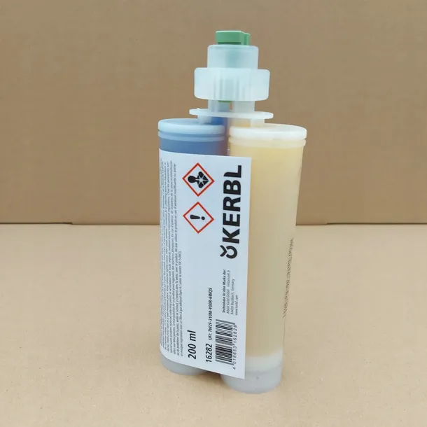 wklad-do-kleju-do-racic-technobase-2cb-210-ml-kerbl-kod-producenta-16299
