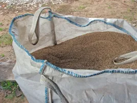 worek-big-bag-90x90x120-z-zamknietym-dnem-bialy-1000-kg