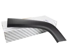 nakladka-listwa-blotnika-lewy-tyl-jeep-renegade-735599036-fca-oe-oryginal