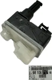 silownik-klapki-wlewu-paliwa-citroen-c4-berlingo-iii-opel-combo-9810871780