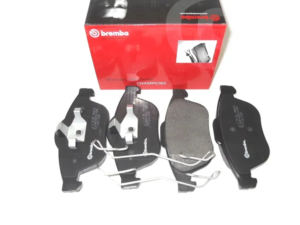 klocki-przod-espace-iv-vel-satis-brembo