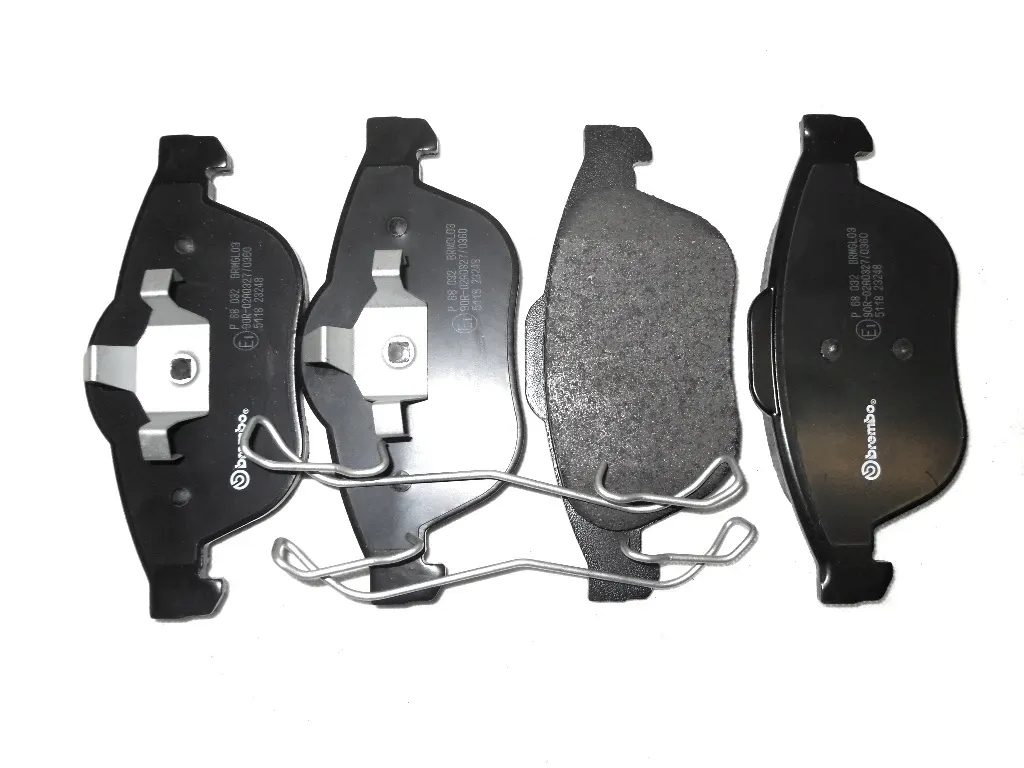 klocki-przod-espace-iv-vel-satis-brembo-stan-nowy