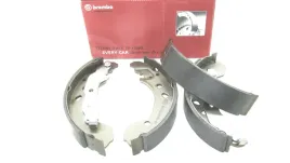 szczeki-hamulcowe-tyl-clio-iii-modus-brembo-kpl