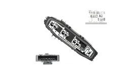 plytka-listwa-wklad-lampy-tyl-citroen-c3-02-oe