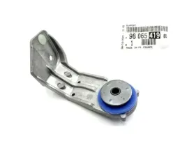 mocowanie-intercoolera-citroen-peugeot-9806541980