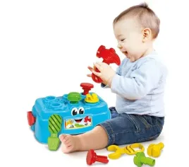 stolik-malego-majsterkowicza-narzedzia-clementoni-warsztat-edukacyjny