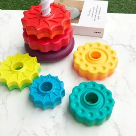 zakrecona-wieza-piramida-kola-zebate-spirala-spin