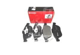 klocki-przod-laguna-ii-espace-iv-vel-satis-brembo