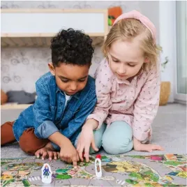 gra-planszowa-rodzinna-towarzyska-spy-guy-rodzina-treflikow-trefl-02298