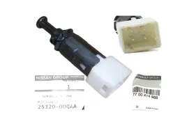 czujnik-wlacznik-swiatel-stop-thalia-master-ii-movano-a-7700414988-oe